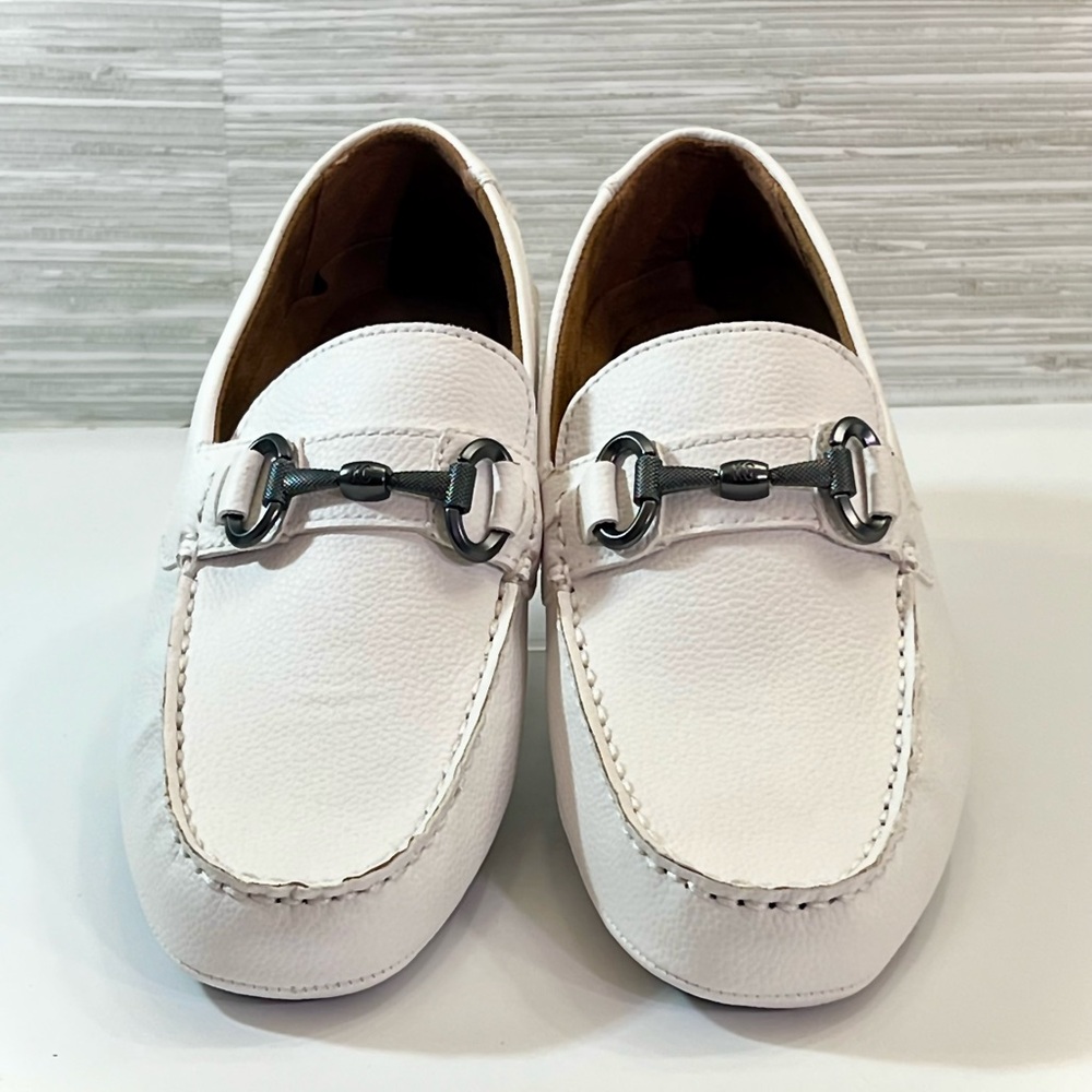 Reaction Kenneth Cole White Slip-On Loafers with Metal Detail